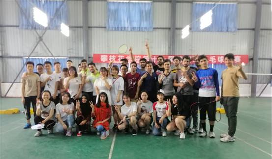 羽毛球比赛.jpg